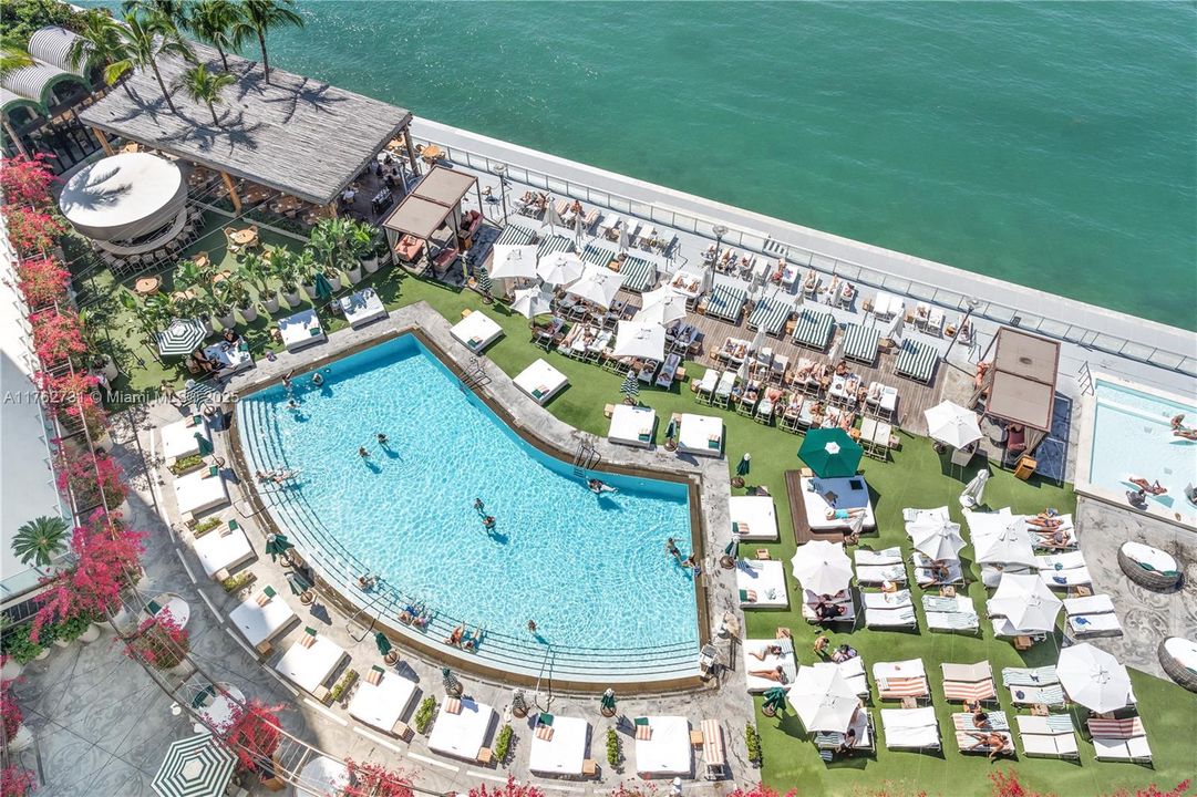 待售: $398,000 (0 贝兹, 1 浴室, 493 平方英尺)