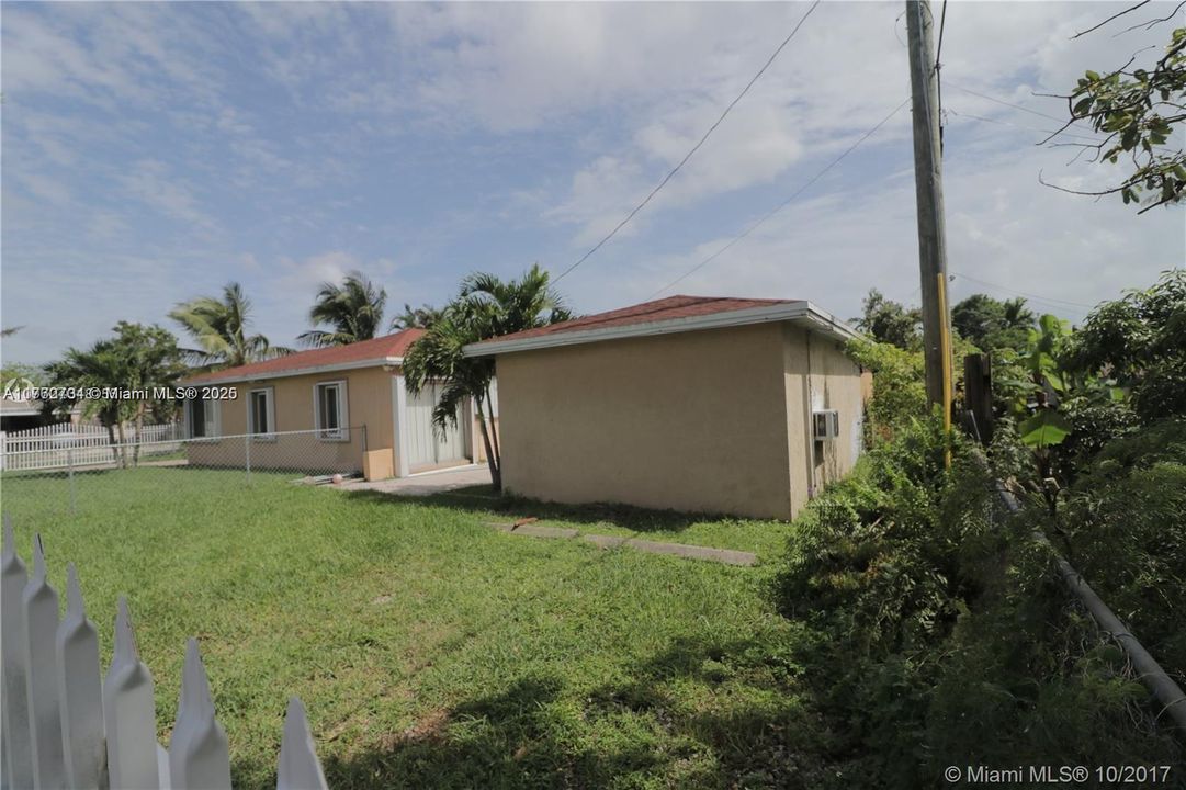 En Venta: $750,000 (3 camas, 2 baños, 1037 Pies cuadrados)