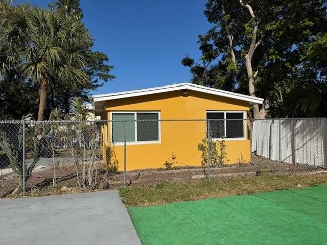 Недавно продано: $555,000 (0 спален, 0 ванн, 0 Квадратных фут)