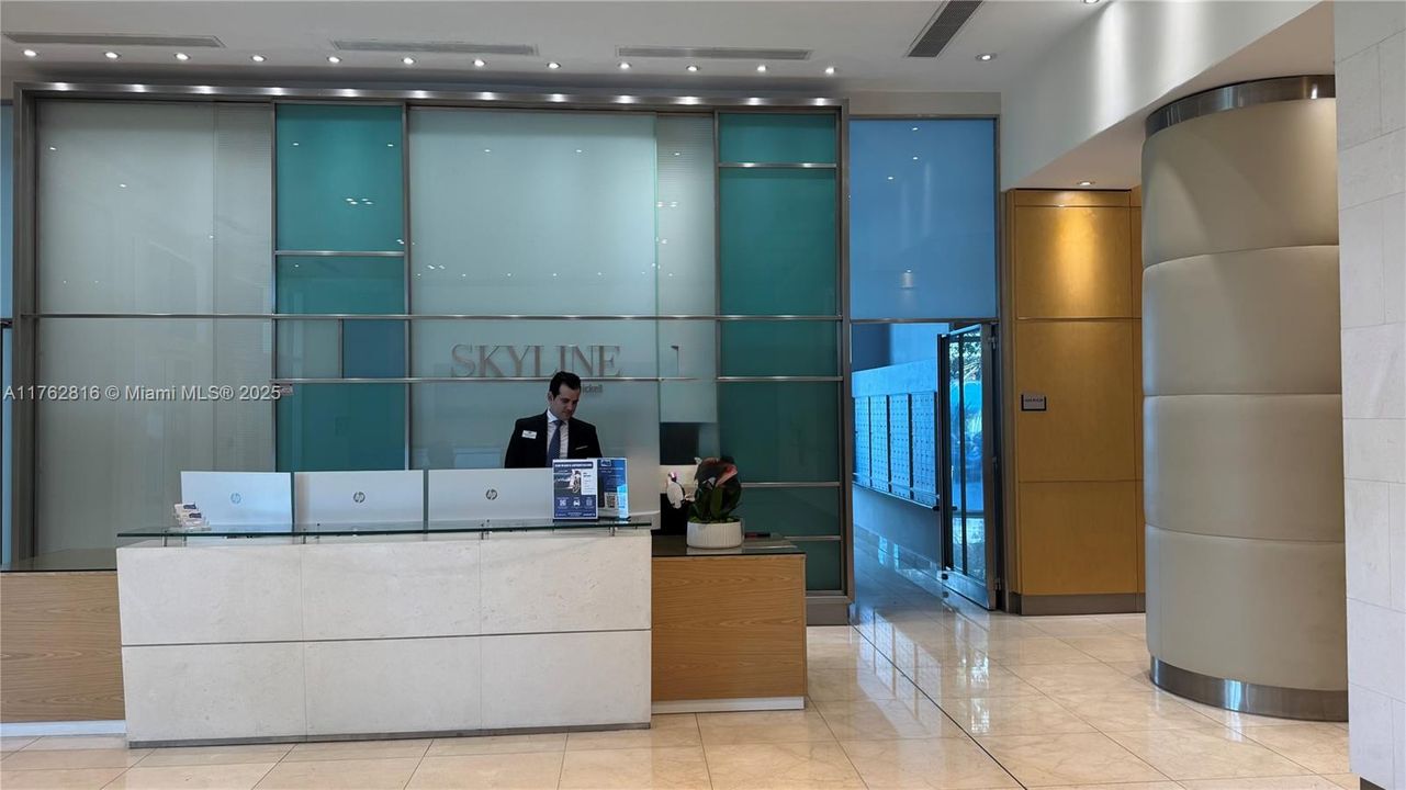 Недавно продано: $885,000 (2 спален, 2 ванн, 1367 Квадратных фут)