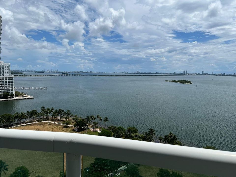 En Venta: $1,499,000 (3 camas, 3 baños, 2189 Pies cuadrados)