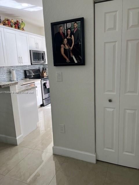 Recently Sold: $524,900 (3 beds, 3 baths, 1442 Square Feet)