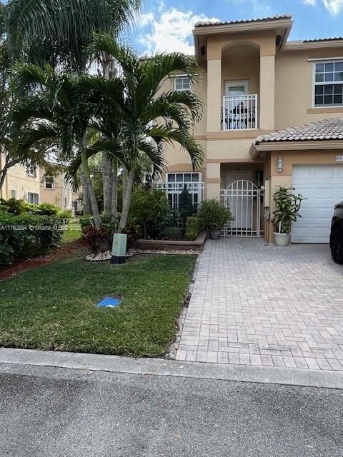 Recently Sold: $524,900 (3 beds, 3 baths, 1442 Square Feet)