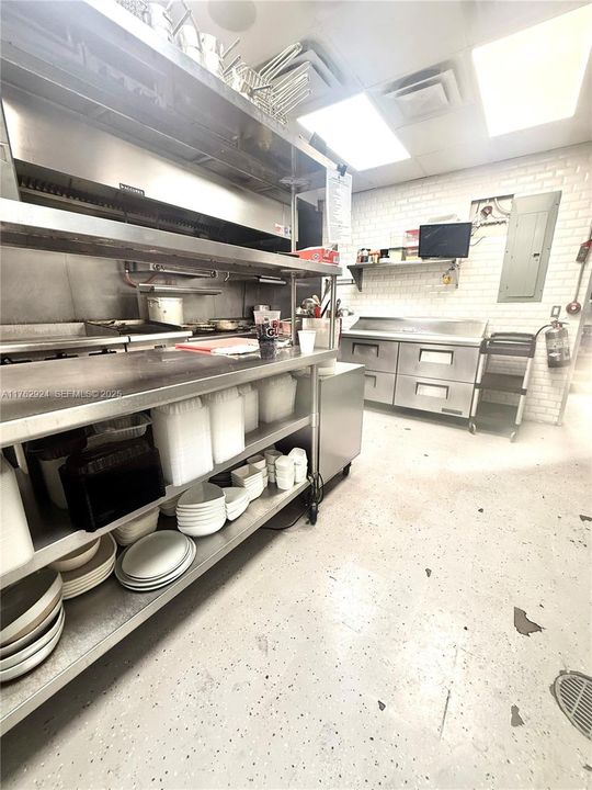 На продажу: $385,000 (0 спален, 0 ванн, 0 Квадратных фут)