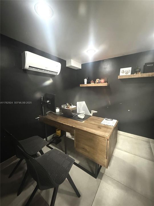 На продажу: $385,000 (0 спален, 0 ванн, 0 Квадратных фут)