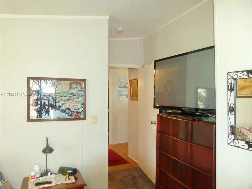 Recently Sold: $195,000 (2 beds, 2 baths, 1934 Square Feet)