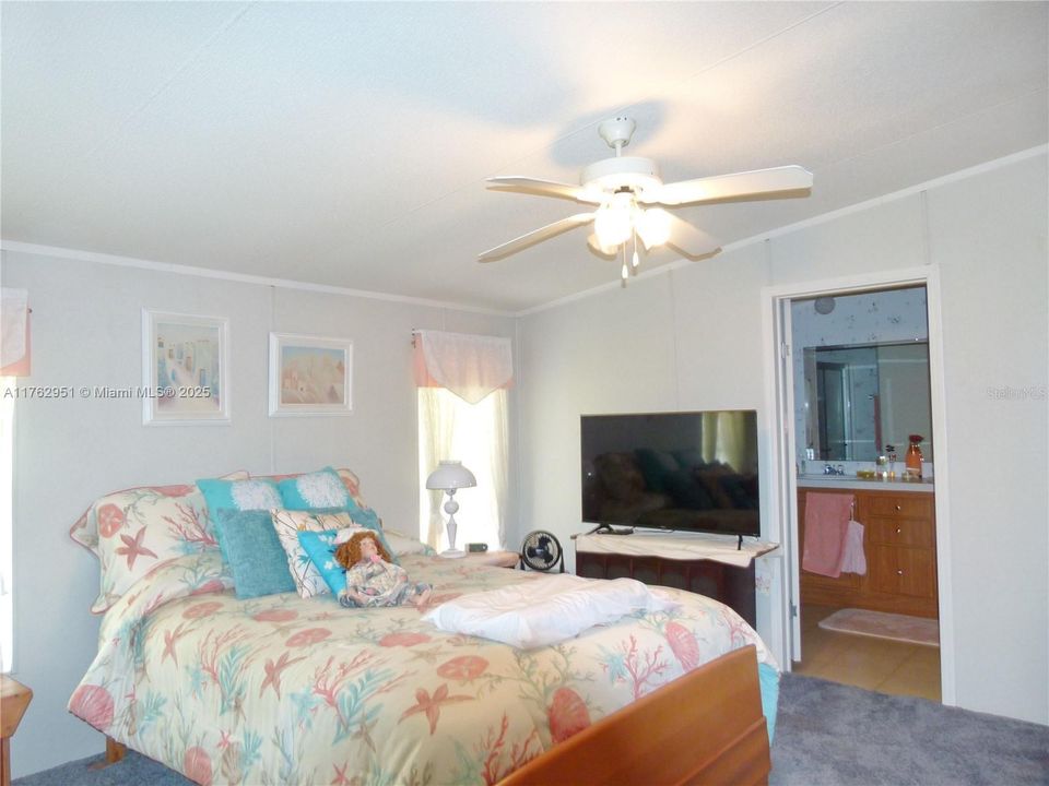 Recently Sold: $195,000 (2 beds, 2 baths, 1934 Square Feet)