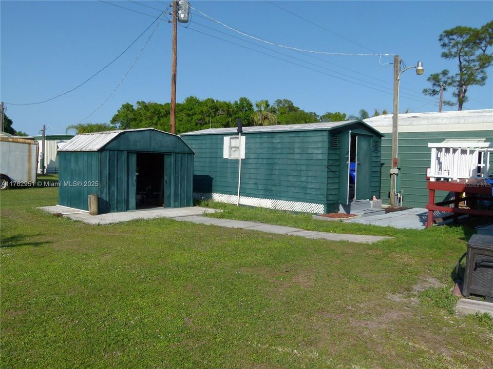 Recently Sold: $195,000 (2 beds, 2 baths, 1934 Square Feet)