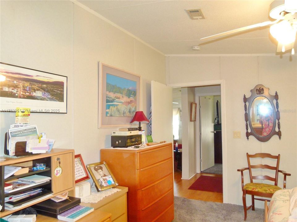 Recently Sold: $195,000 (2 beds, 2 baths, 1934 Square Feet)