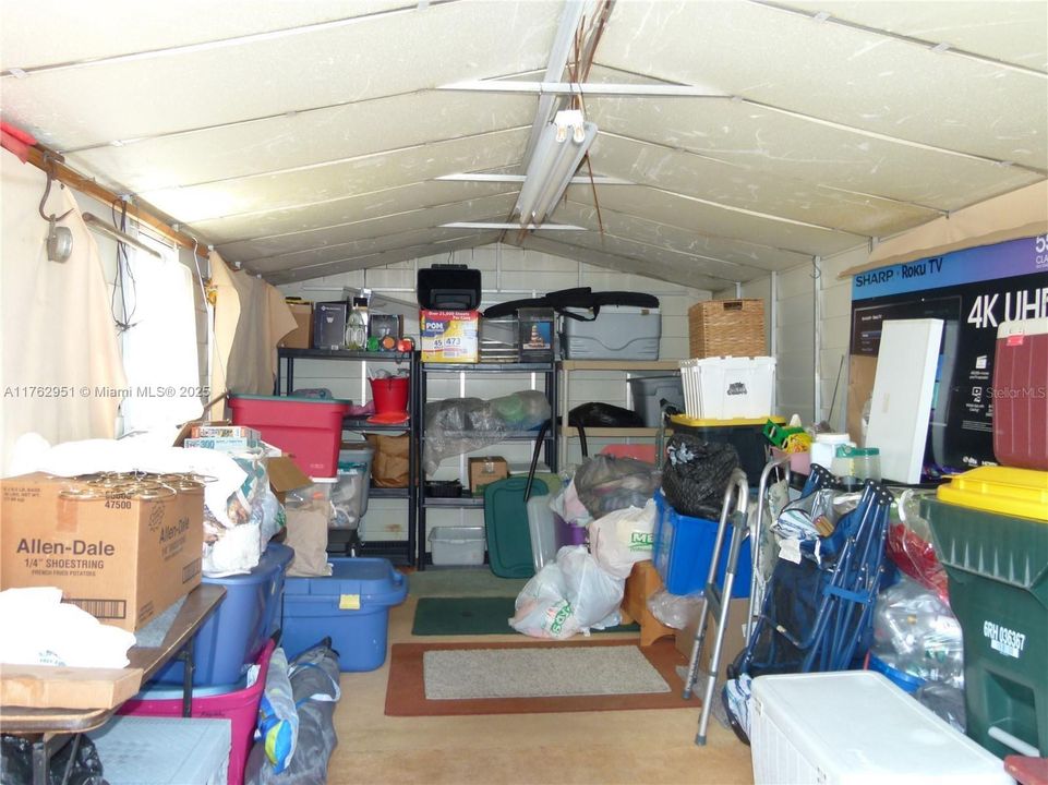 Recently Sold: $195,000 (2 beds, 2 baths, 1934 Square Feet)