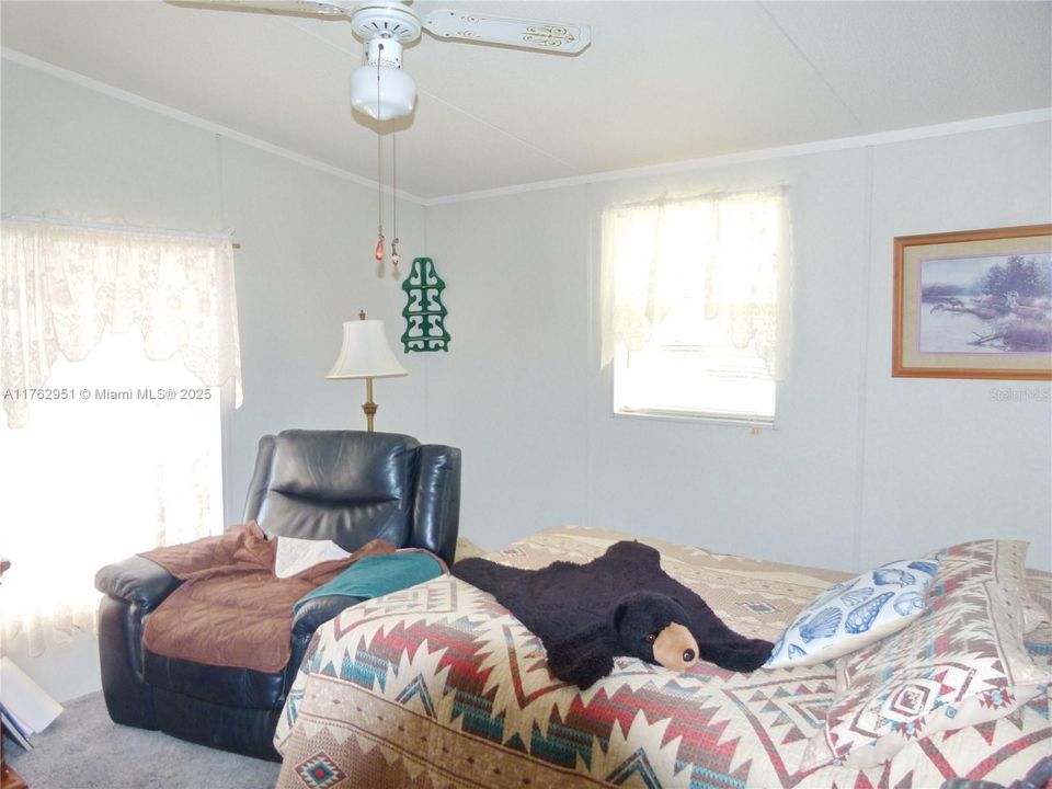 Recently Sold: $195,000 (2 beds, 2 baths, 1934 Square Feet)