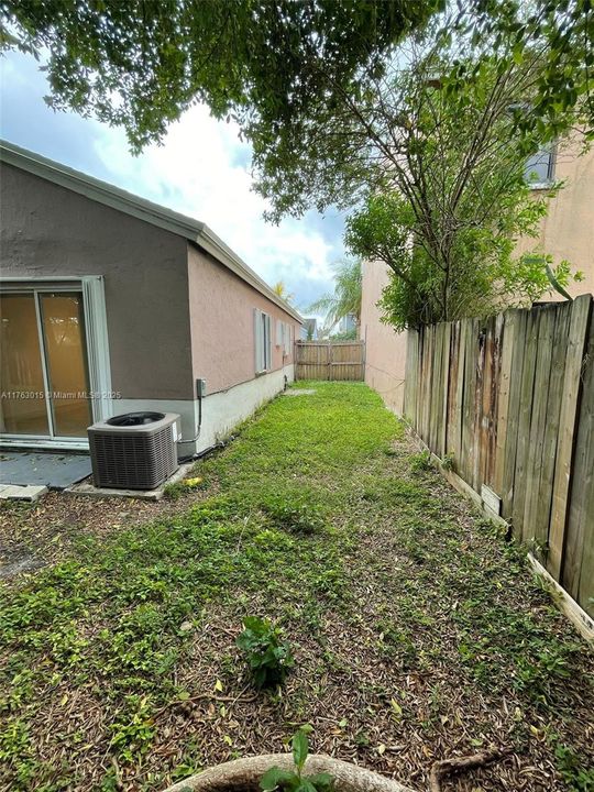 Recently Rented: $2,700 (3 beds, 2 baths, 1343 Square Feet)