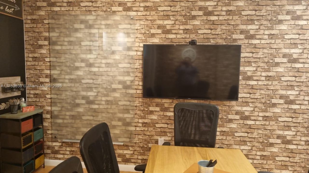 Недавно продано: $399,000 (0 спален, 0 ванн, 0 Квадратных фут)