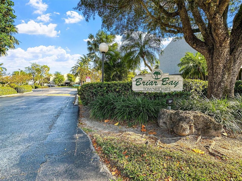 Vendido Recientemente: $650,000 (2 camas, 2 baños, 1578 Pies cuadrados)