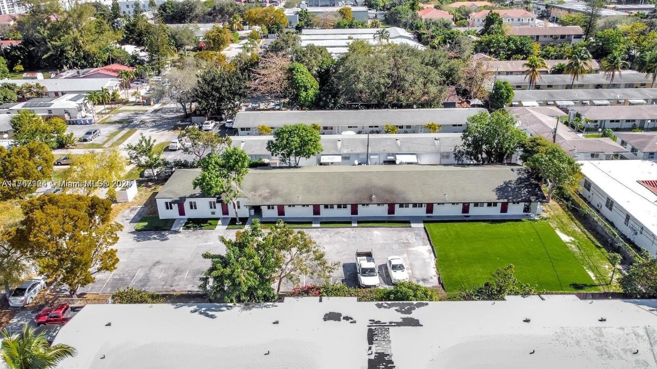 最近租的: $1,650 (1 贝兹, 1 浴室, 5062 平方英尺)