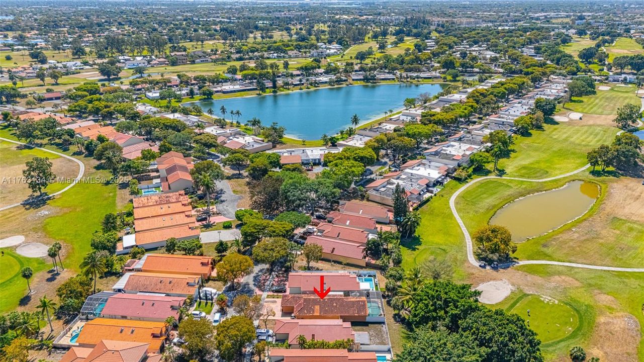 Vendido Recientemente: $629,000 (3 camas, 2 baños, 1717 Pies cuadrados)