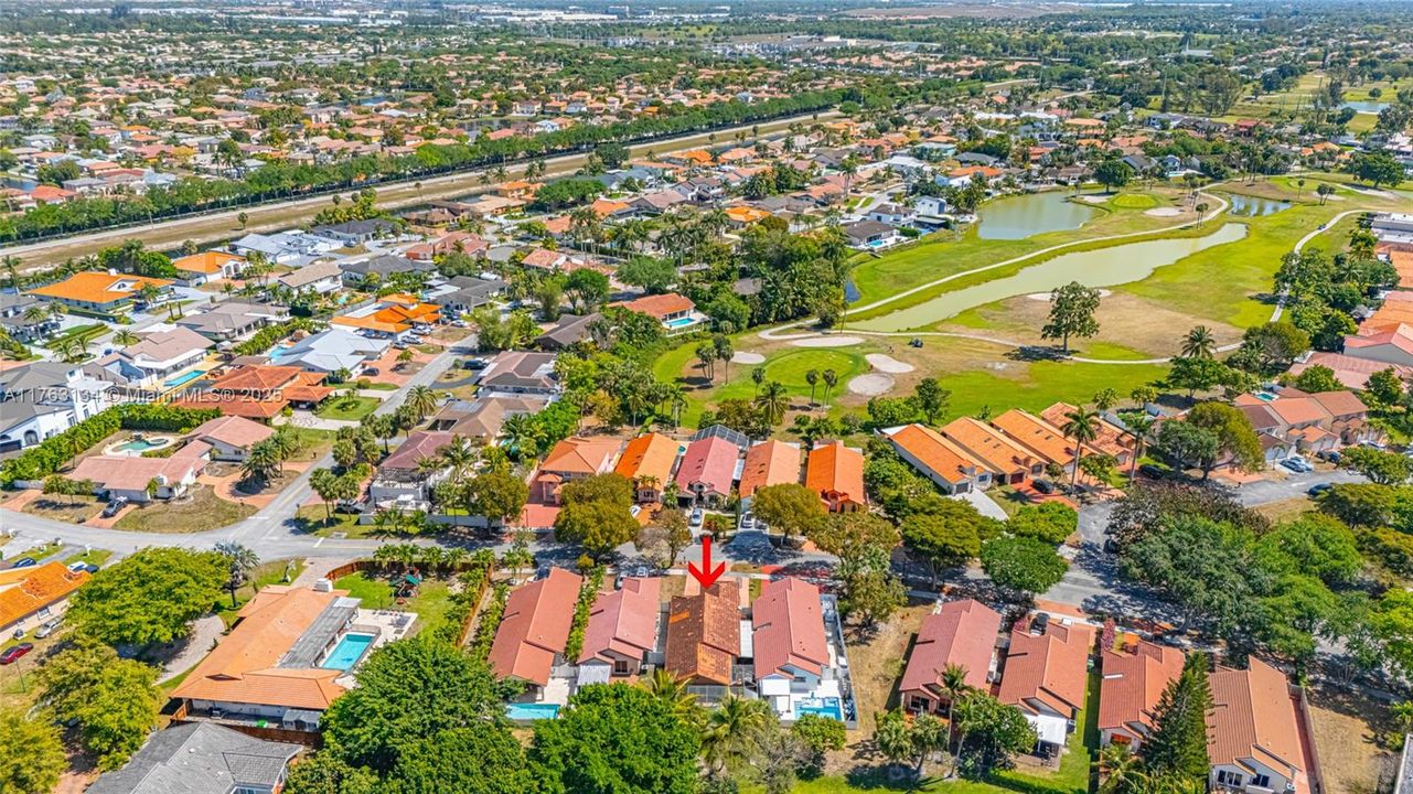 Vendido Recientemente: $629,000 (3 camas, 2 baños, 1717 Pies cuadrados)