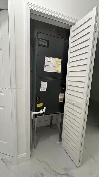 For Sale: $545,000 (3 beds, 2 baths, 1138 Square Feet)