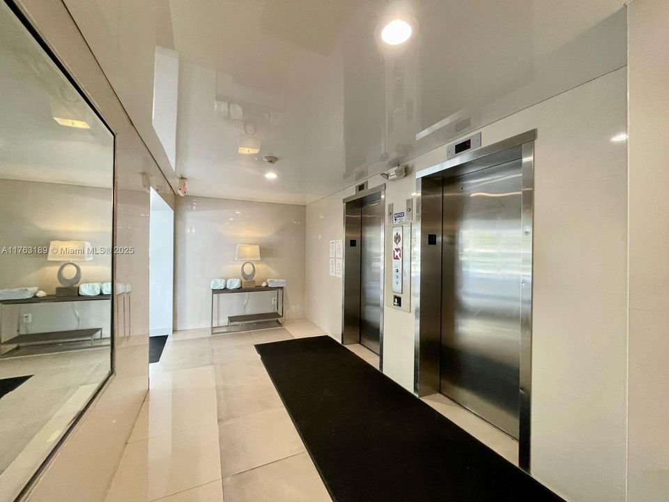 Recientemente alquilado: $1,800 (1 camas, 1 baños, 639 Pies cuadrados)