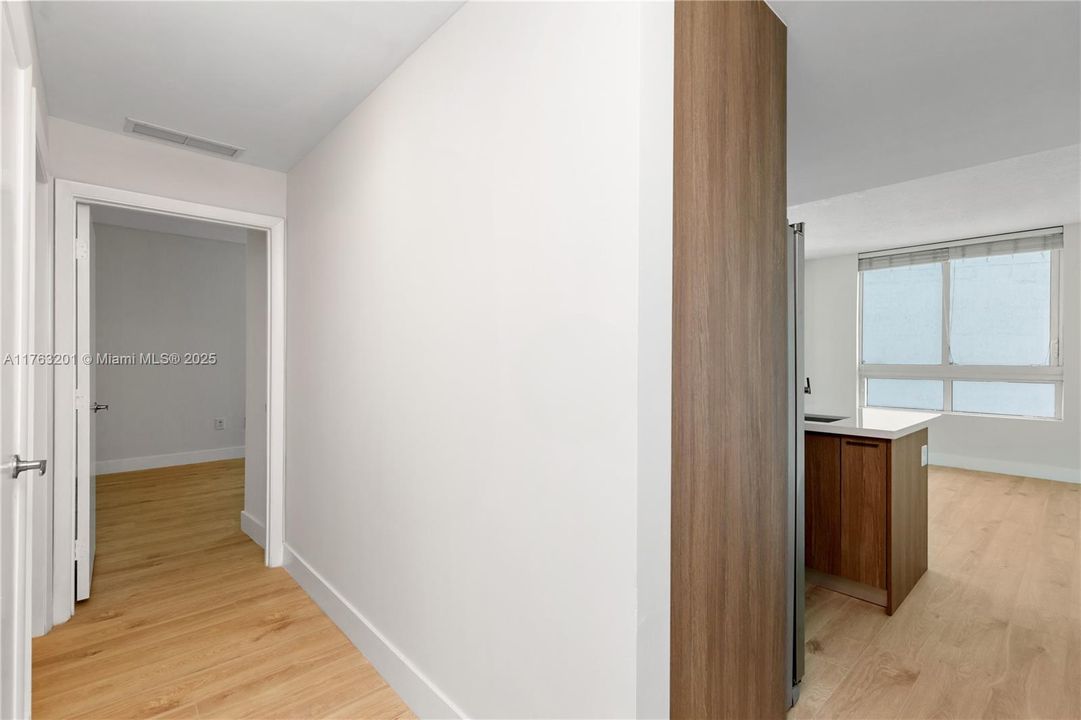 На продажу: $435,000 (1 спален, 1 ванн, 651 Квадратных фут)