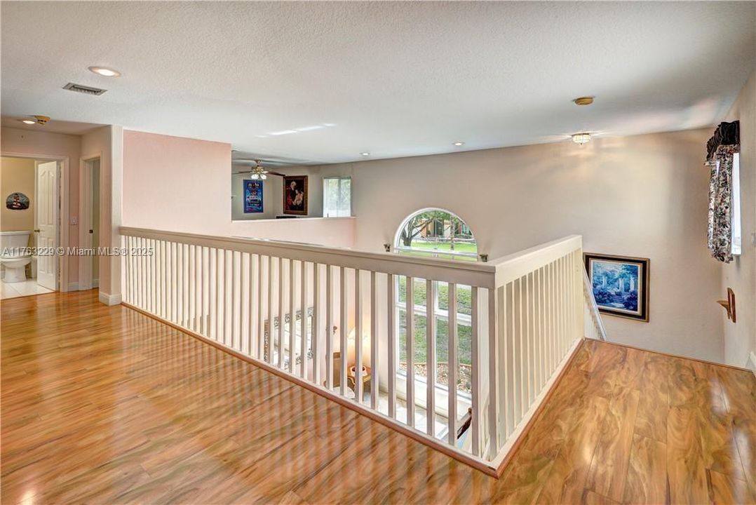 Recently Sold: $719,000 (3 beds, 2 baths, 2332 Square Feet)