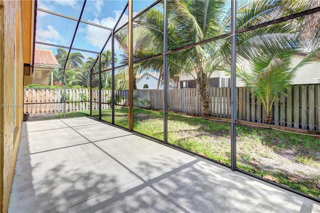 Recently Sold: $719,000 (3 beds, 2 baths, 2332 Square Feet)