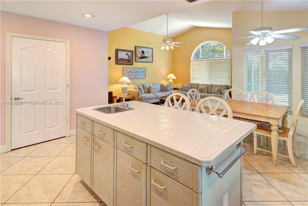 Recently Sold: $719,000 (3 beds, 2 baths, 2332 Square Feet)