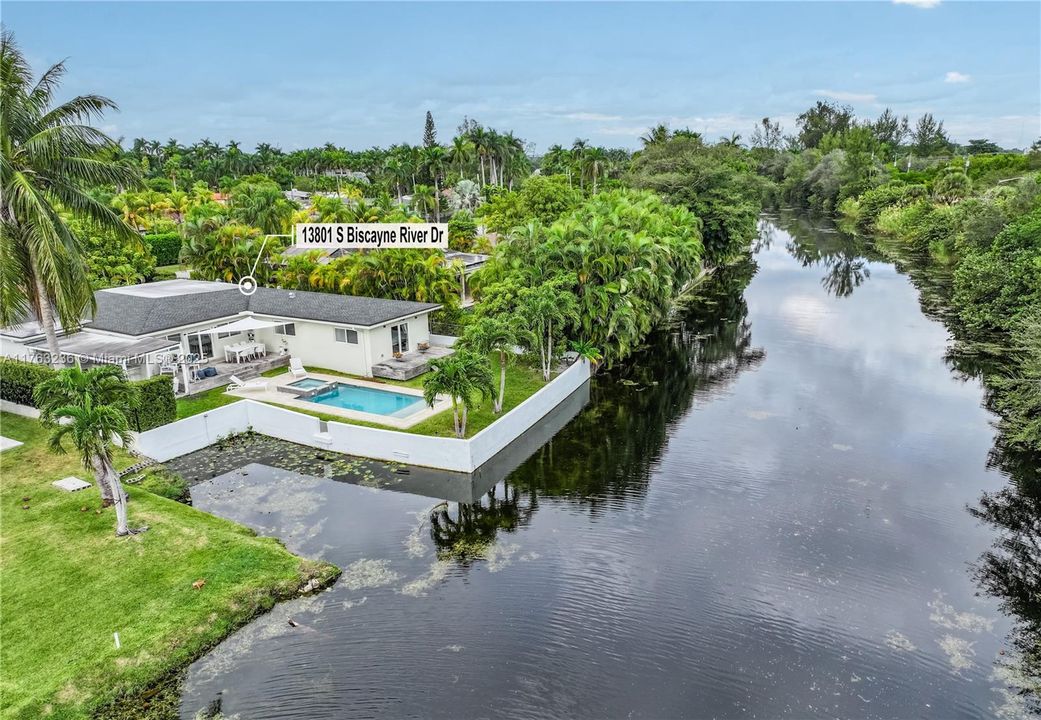 Recently Rented: $5,900 (3 beds, 3 baths, 2119 Square Feet)