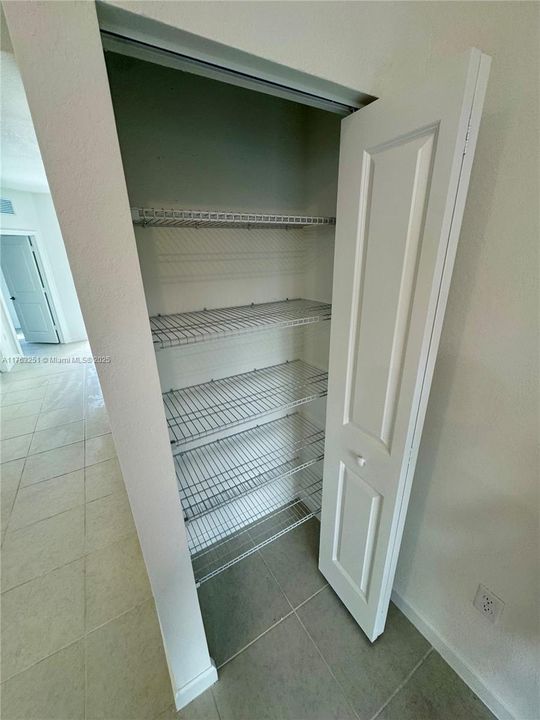 最近租的: $2,500 (3 贝兹, 2 浴室, 0 平方英尺)