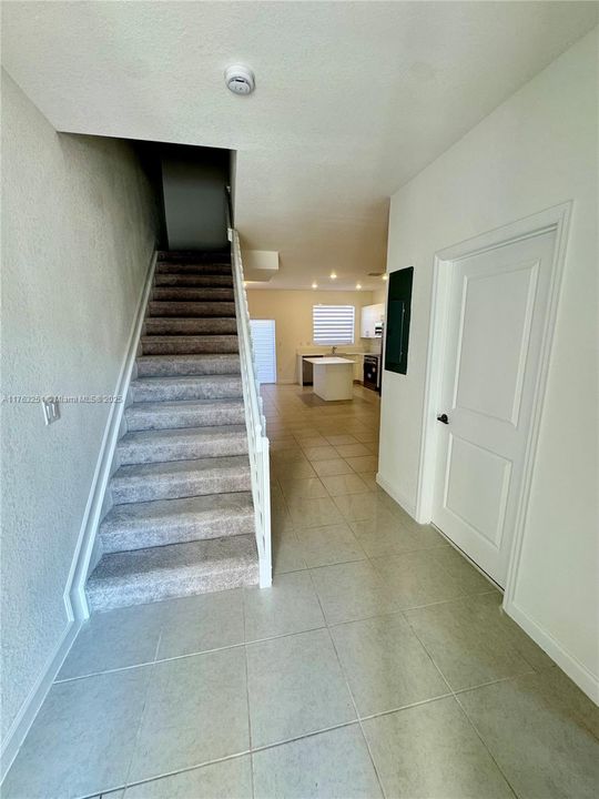 最近租的: $2,500 (3 贝兹, 2 浴室, 0 平方英尺)