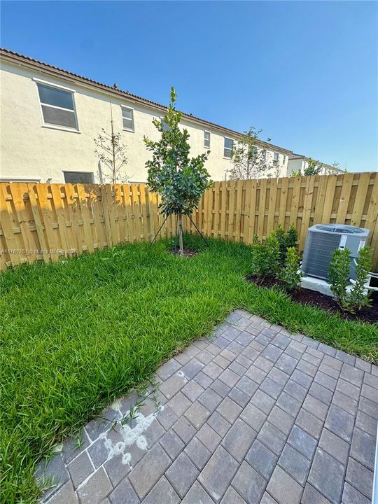 最近租的: $2,500 (3 贝兹, 2 浴室, 0 平方英尺)