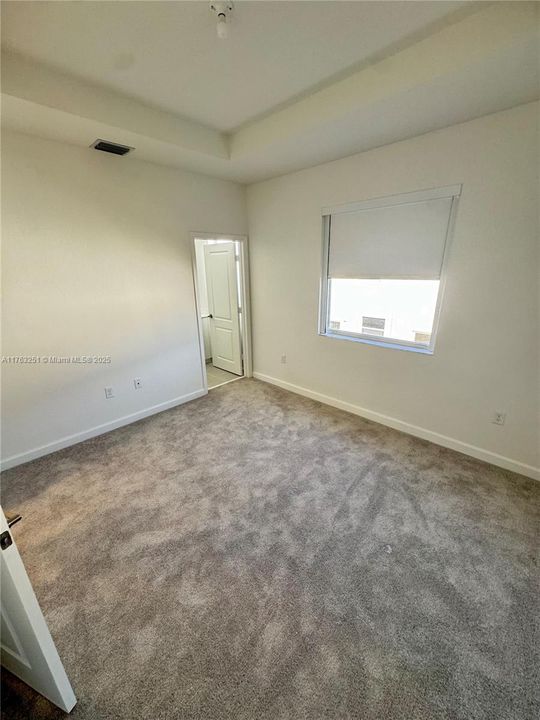 最近租的: $2,500 (3 贝兹, 2 浴室, 0 平方英尺)