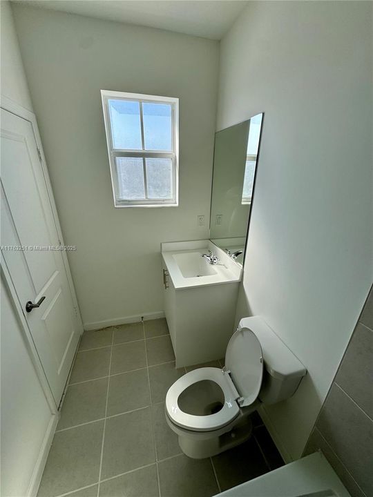 最近租的: $2,500 (3 贝兹, 2 浴室, 0 平方英尺)