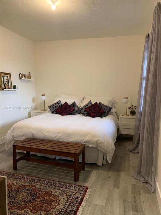 Недавно продано: $517,750 (3 спален, 2 ванн, 1425 Квадратных фут)