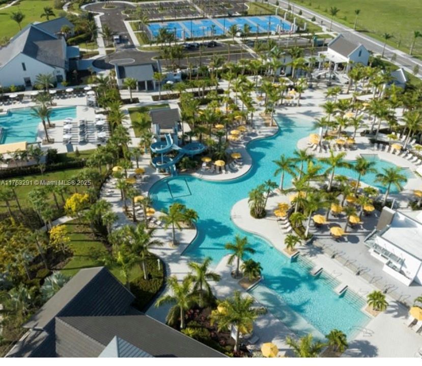 Недавно продано: $484,900 (3 спален, 2 ванн, 1669 Квадратных фут)