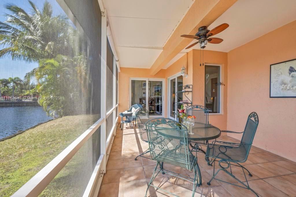 Recently Sold: $629,000 (3 beds, 2 baths, 1309 Square Feet)