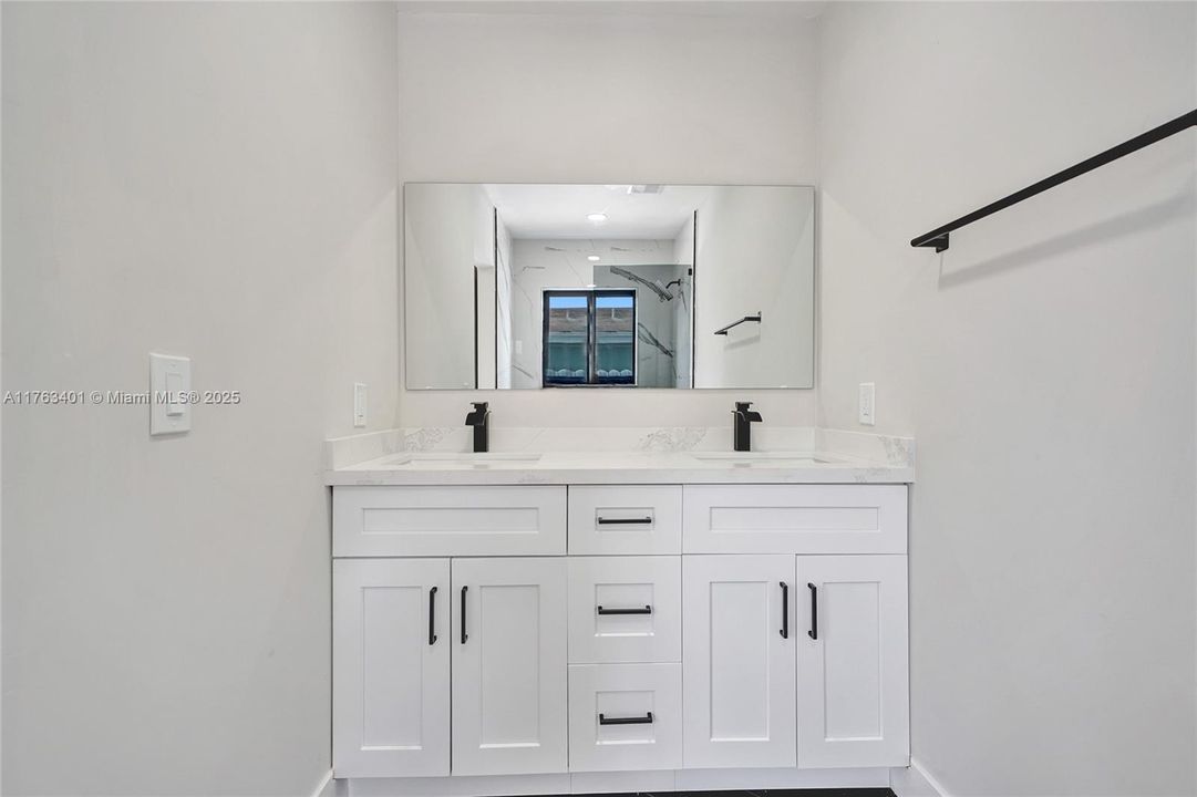 Dual Sinks in Master Bathroom