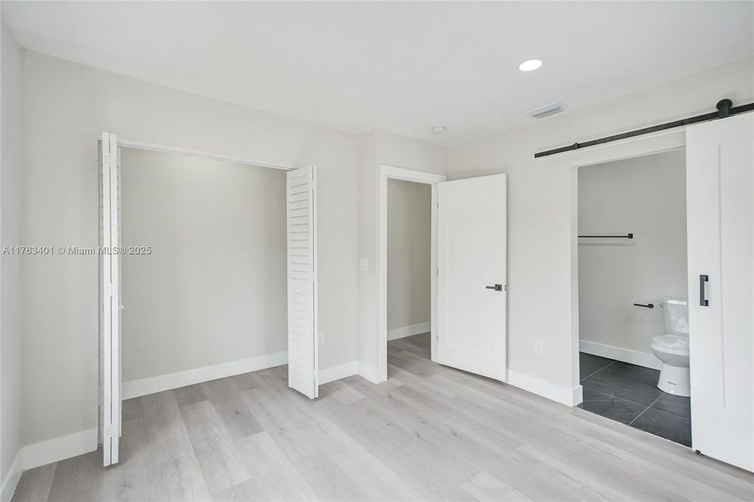 Vendido Recientemente: $539,900 (3 camas, 2 baños, 1156 Pies cuadrados)