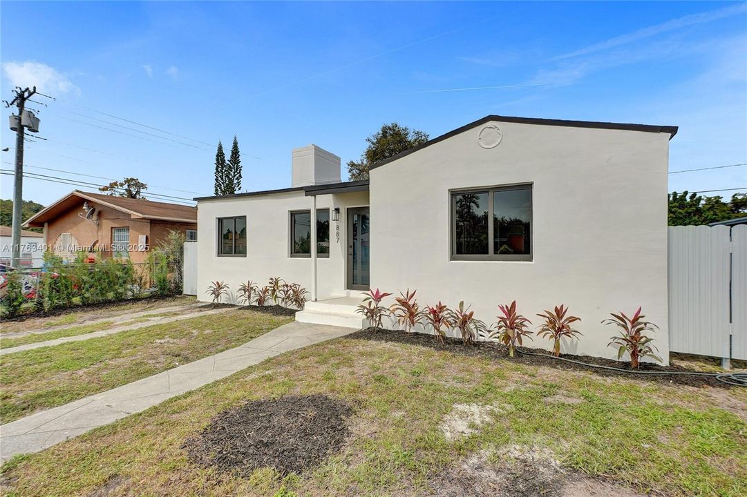 Vendido Recientemente: $539,900 (3 camas, 2 baños, 1156 Pies cuadrados)