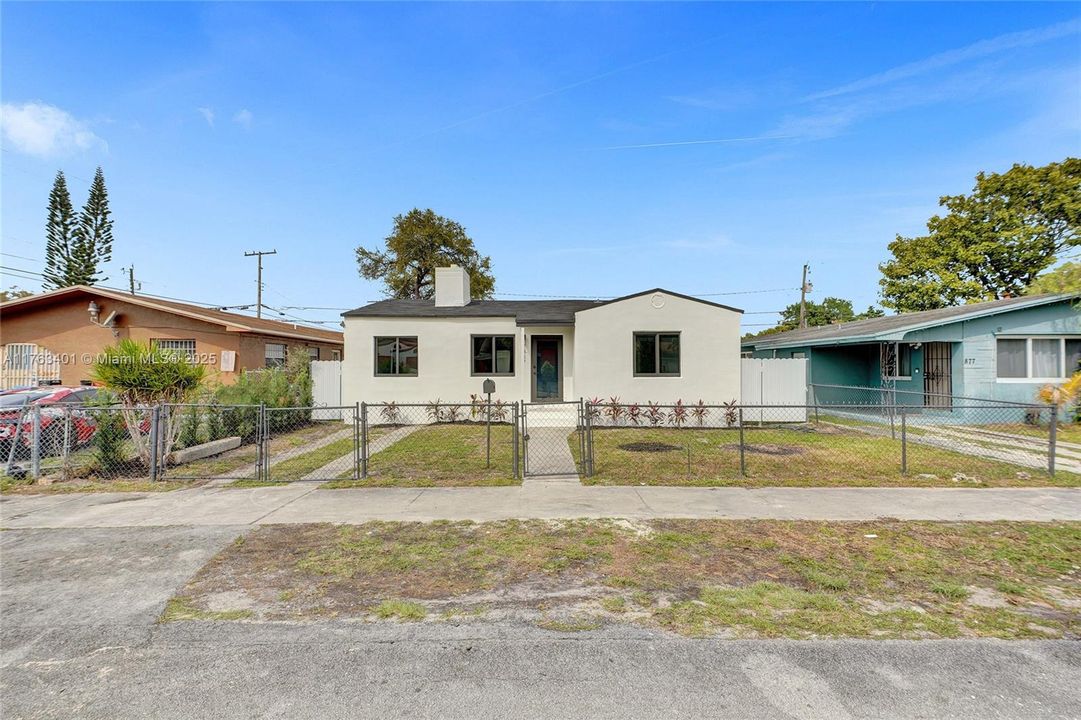 Vendido Recientemente: $539,900 (3 camas, 2 baños, 1156 Pies cuadrados)