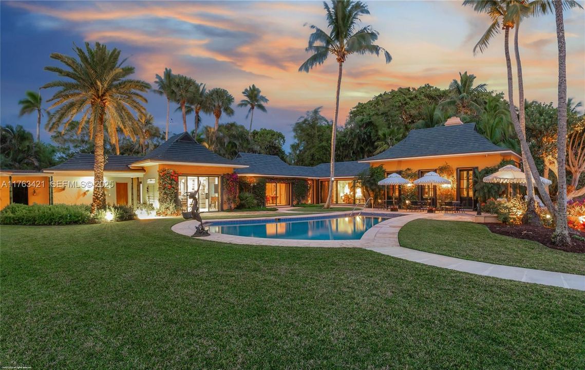 En Venta: $49,000,000 (7 camas, 6 baños, 7958 Pies cuadrados)