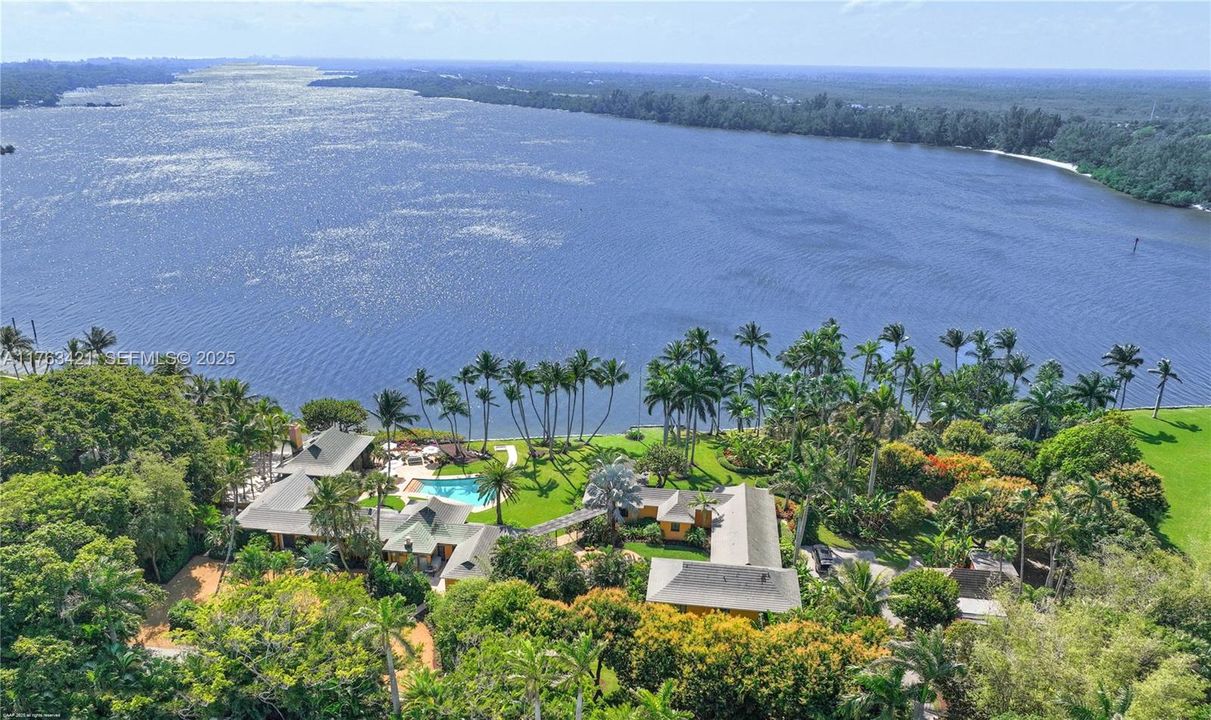 En Venta: $49,000,000 (7 camas, 6 baños, 7958 Pies cuadrados)