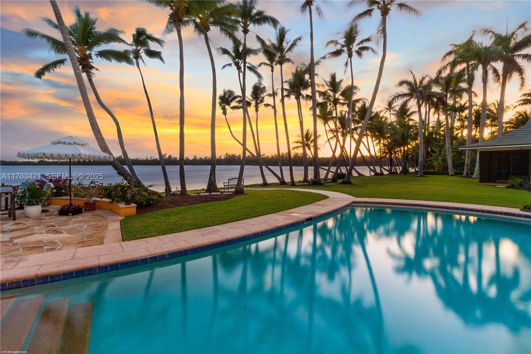 En Venta: $49,000,000 (7 camas, 6 baños, 7958 Pies cuadrados)