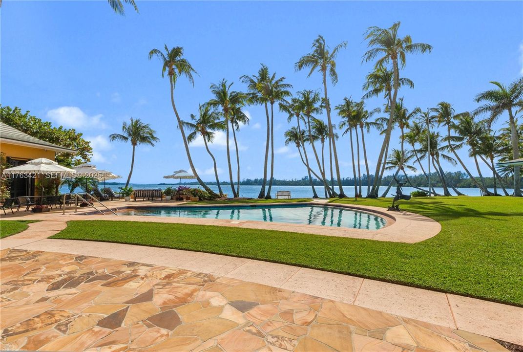 En Venta: $49,000,000 (7 camas, 6 baños, 7958 Pies cuadrados)