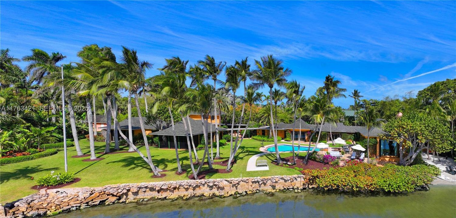 En Venta: $49,000,000 (7 camas, 6 baños, 7958 Pies cuadrados)