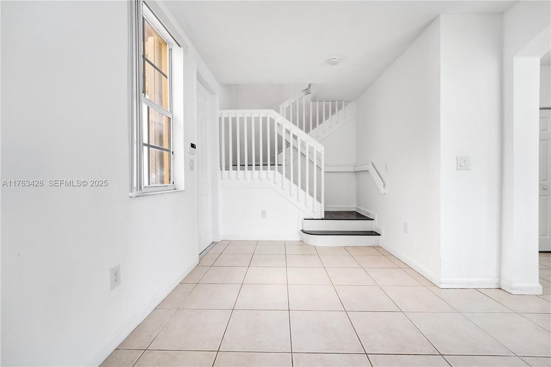 Active With Contract: $2,249 (3 beds, 3 baths, 1234 Square Feet)