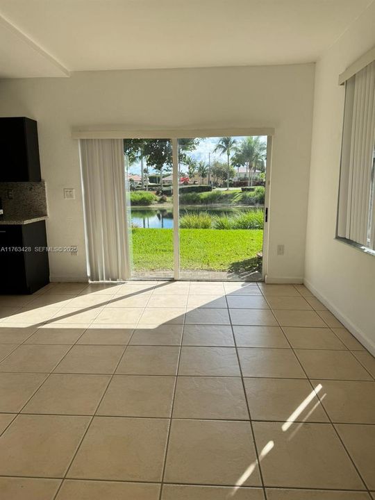 Active With Contract: $2,249 (3 beds, 3 baths, 1234 Square Feet)