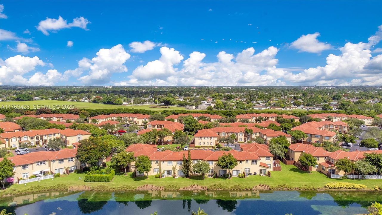 Active With Contract: $2,249 (3 beds, 3 baths, 1234 Square Feet)