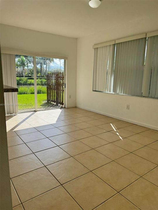 Active With Contract: $2,249 (3 beds, 3 baths, 1234 Square Feet)