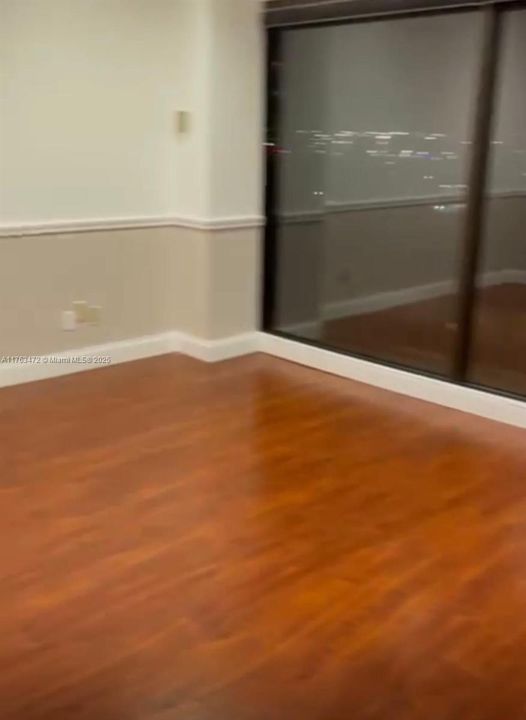 Vendido Recientemente: $2,369 (0 camas, 0 baños, 0 Pies cuadrados)